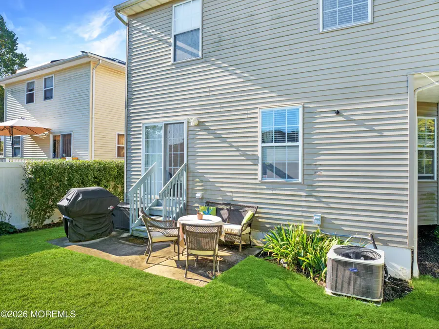 15 Bond Street, Freehold, NJ 07728 - Image #3