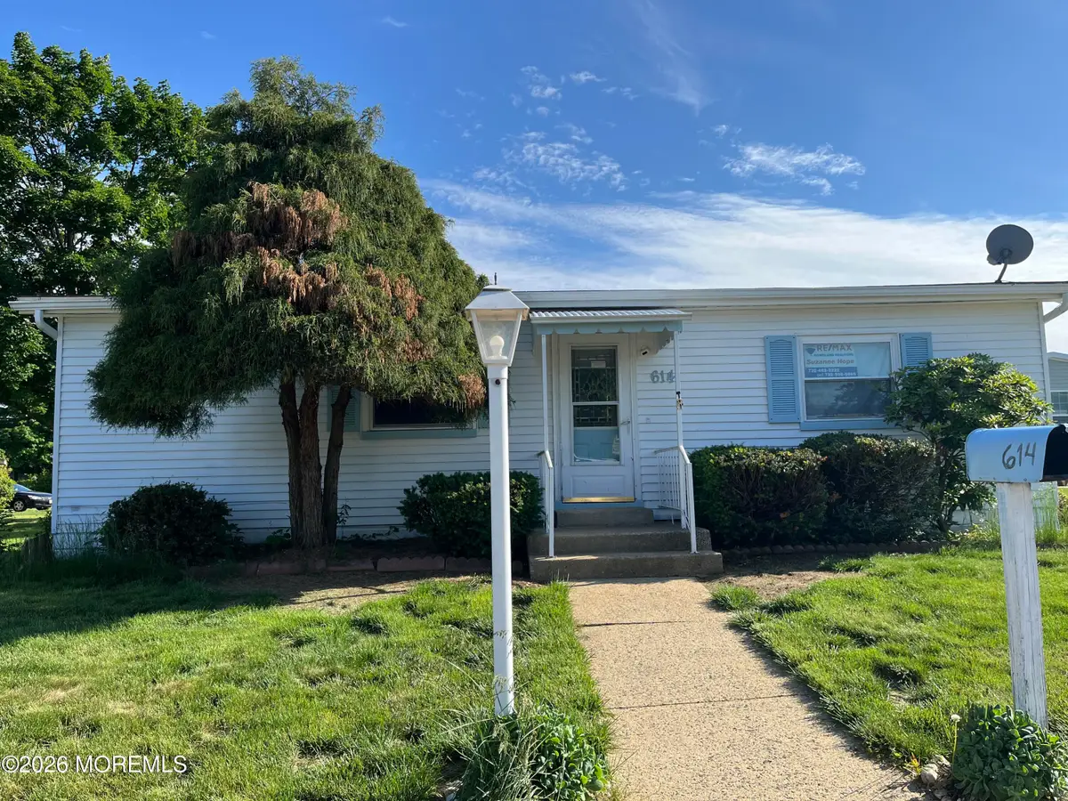 614 Jerome Place, Freehold, NJ 07728 - #1
