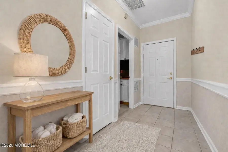 617 Saint Andrews Place, Manalapan Township, NJ 07726 - Image #3