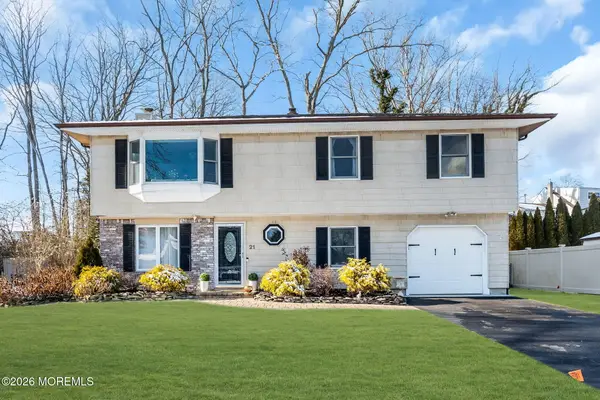21 Cliffwood Drive, Neptune Township, NJ 07753