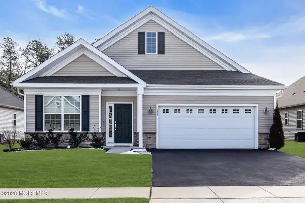 213 Mckinley Lane, Manchester, NJ 08759