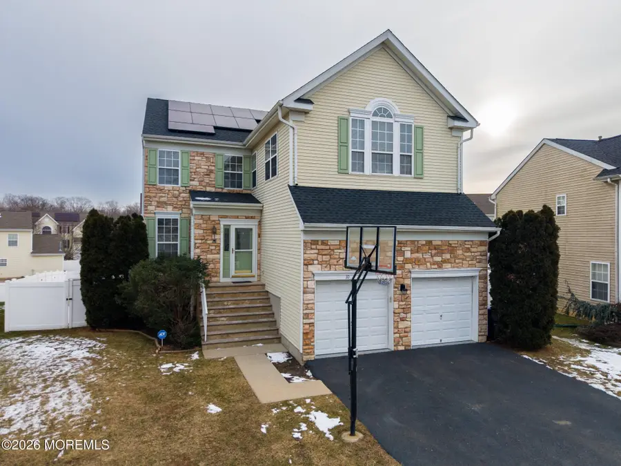 10 Hemingway Lane, Columbus, NJ 08022 - Image #2
