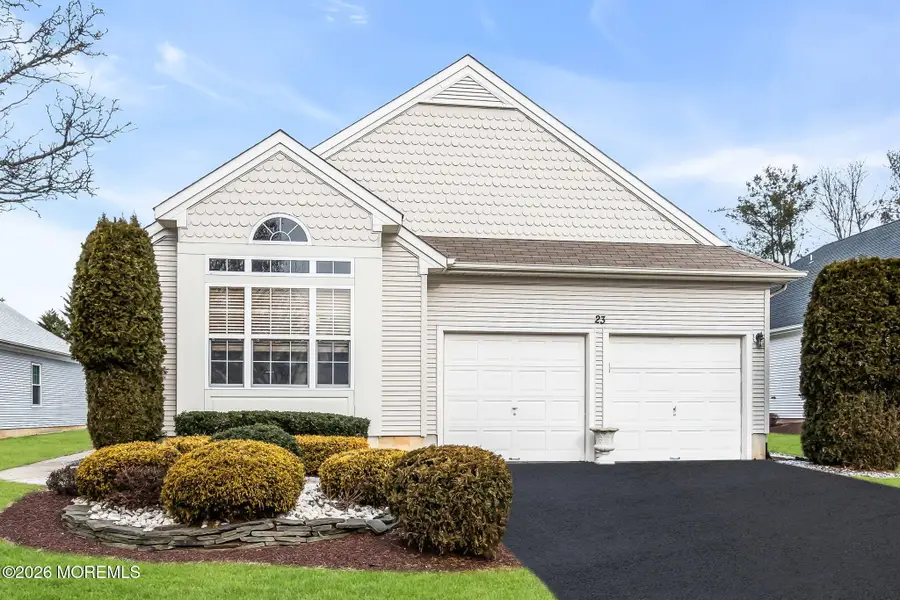 23 Derry Meeting Drive, Manalapan Township, NJ 07726 - Image #2