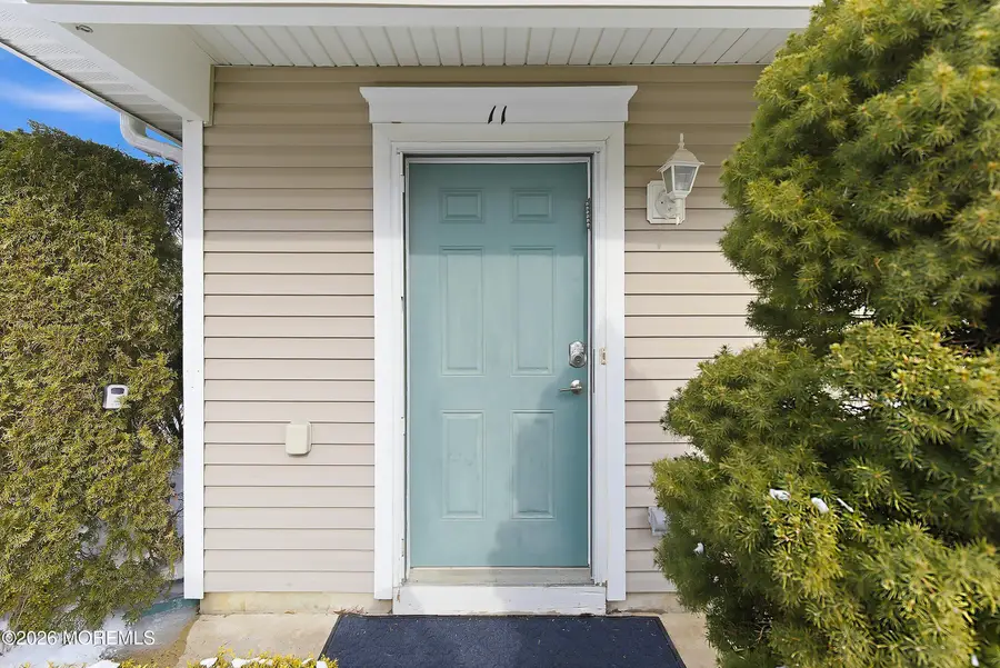 11 Fiddlers Elbow Court, Howell, NJ 07731 - Image #3