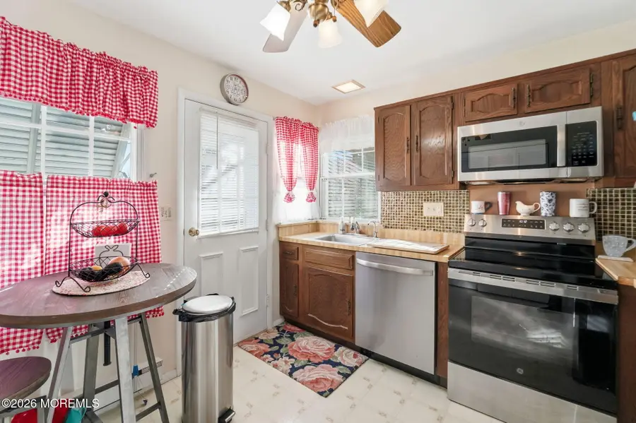 7 Woodstock Lane, Manchester Township, NJ 08759 - Image #3