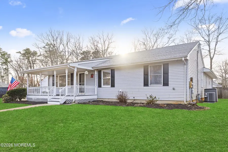 364 Railroad Avenue, Bayville, NJ 08721 - Image #2