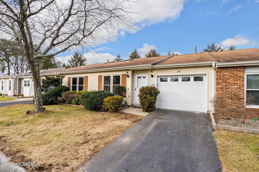 294 Marni Lane, Lakewood, NJ 08701 - Image #2