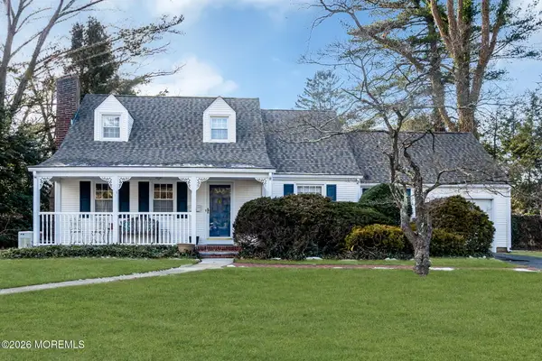 56 Woodland Drive, Fair Haven, NJ 07704