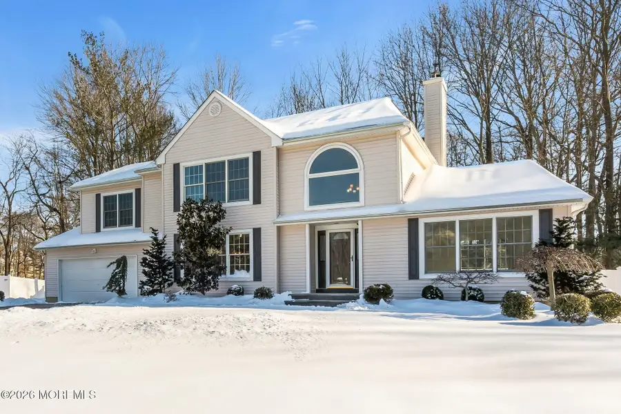 8 Winding Woods Way, Manalapan Township, NJ 07726 - Image #2