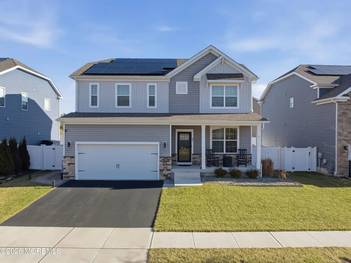 202 Ashburn Avenue, Manahawkin, NJ 08050 - Image #1