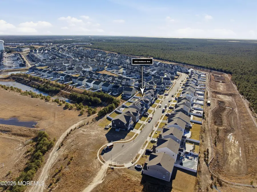 202 Ashburn Avenue, Manahawkin, NJ 08050 - Image #3