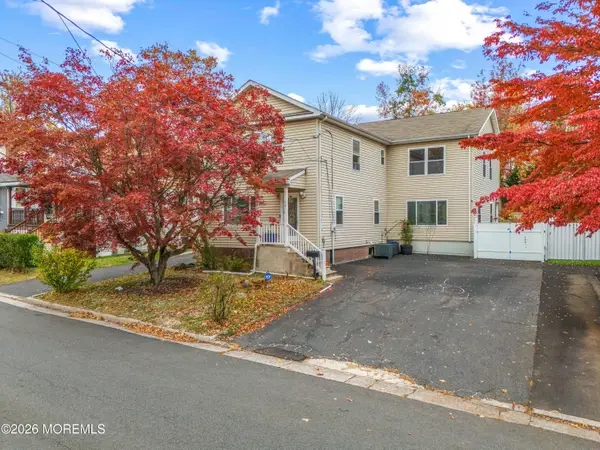 74 Wildwood Avenue, Edison, NJ 08837