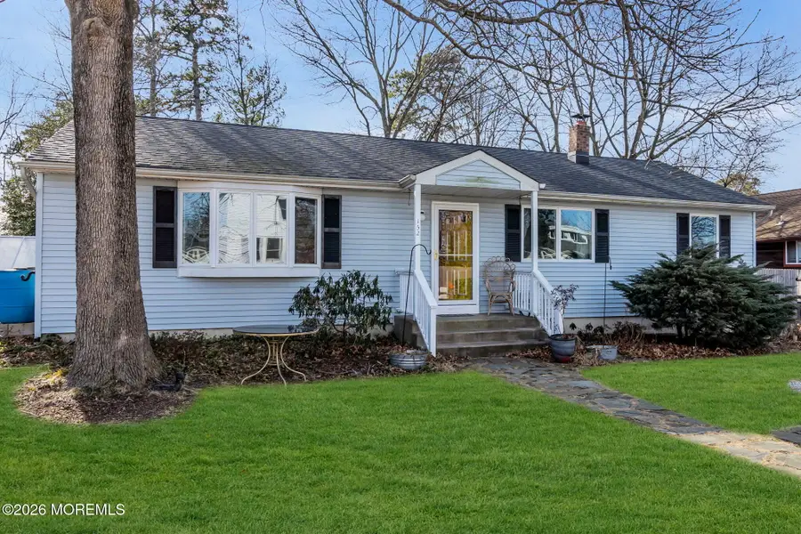 152 Forepeak Avenue, Beachwood, NJ 08722 - Image #3