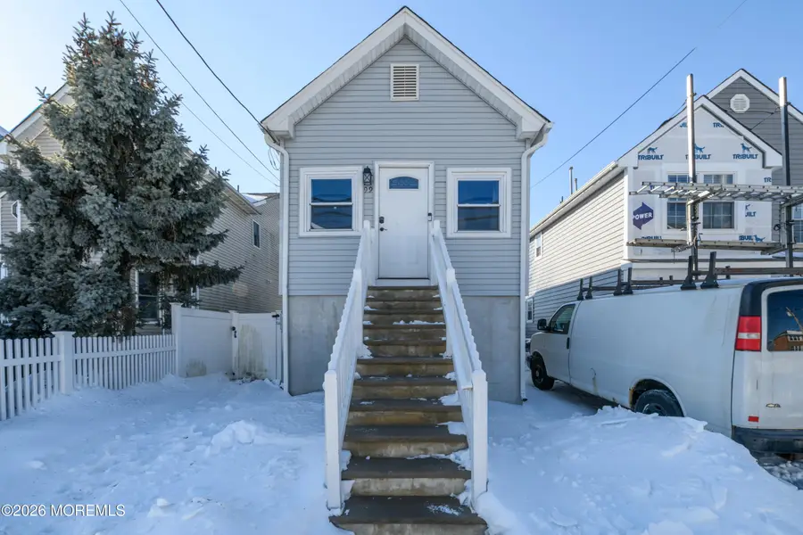 99 Carr Avenue, Keansburg, NJ 07734 - Image #2