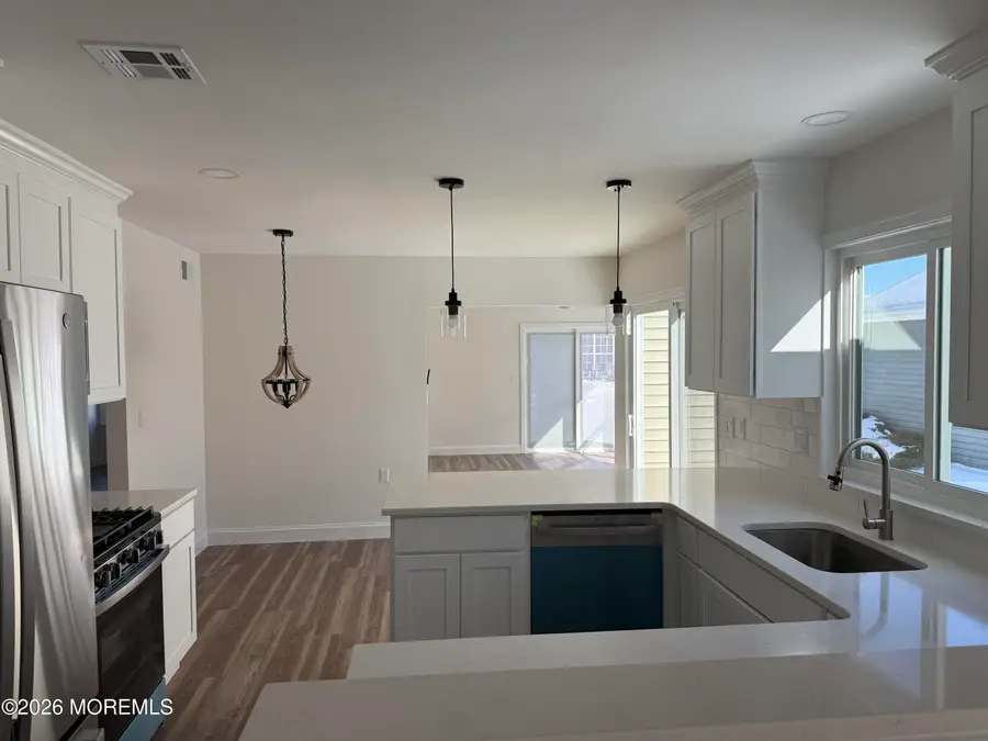 18 Mansfield Avenue, Manchester Township, NJ 08759 - Image #3