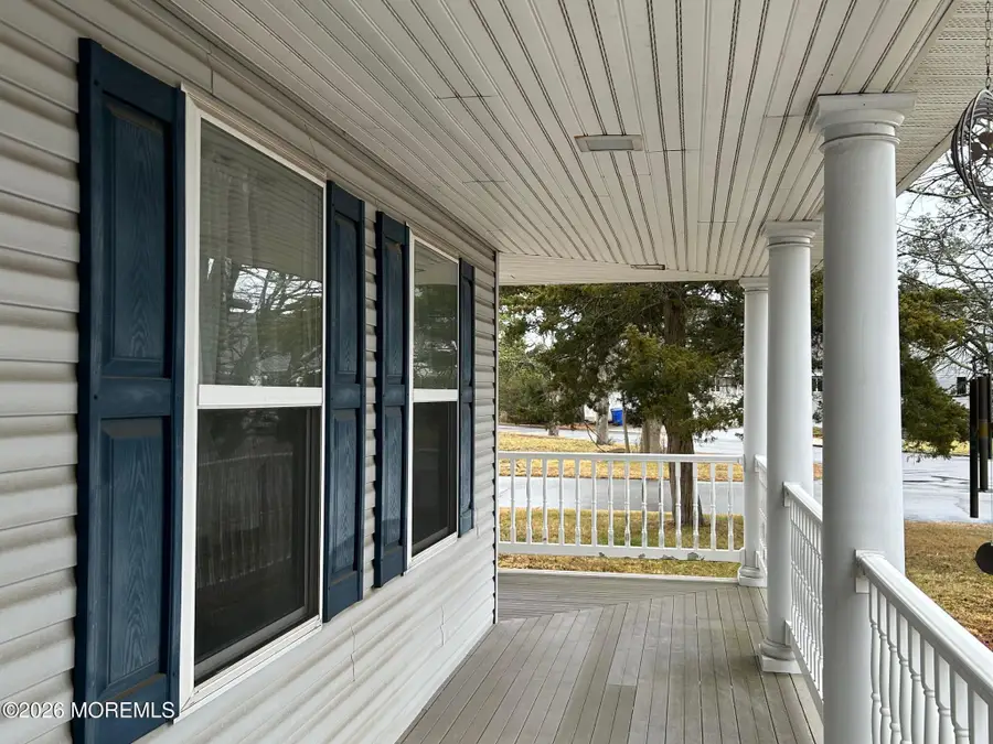 102 Hollyberry Drive, Toms River, NJ 08753 - Image #2