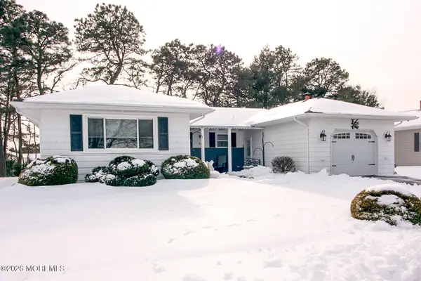 11 Exitir Street, Berkeley, NJ 08721