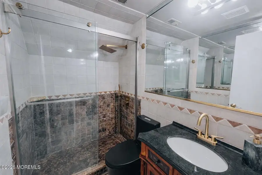 6 Hillcrest Road, Manalapan Township, NJ 07726 - #3