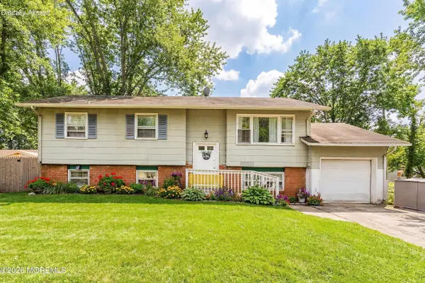 1501 Chatham Drive, Toms River, NJ 08753