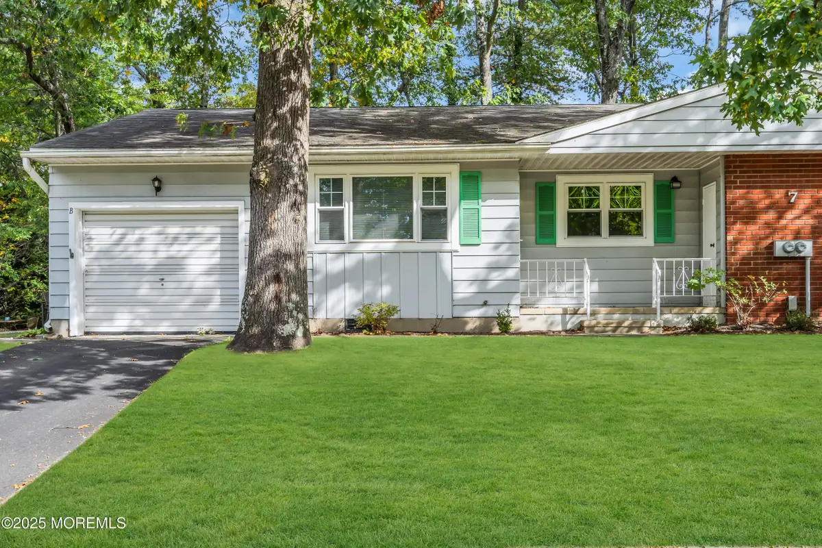 7 Roosevelt City Road #B, Whiting, NJ 08759 - Image #1