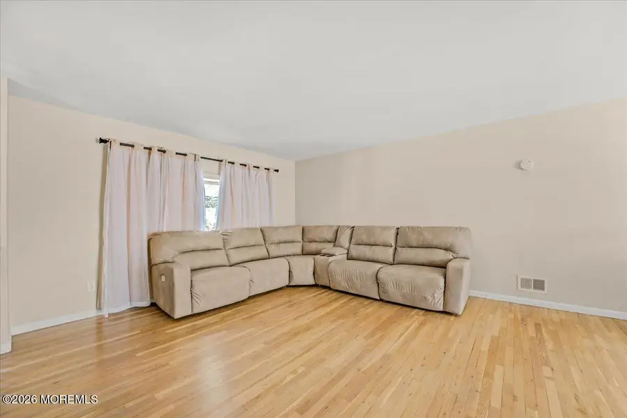 4 Willow Grove Way, Manalapan Township, NJ 07726 - Image #3