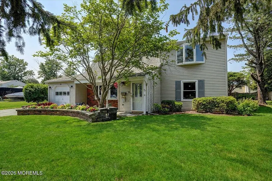 20 Hutchinson Drive, Port Monmouth, NJ 07758 - Image #2