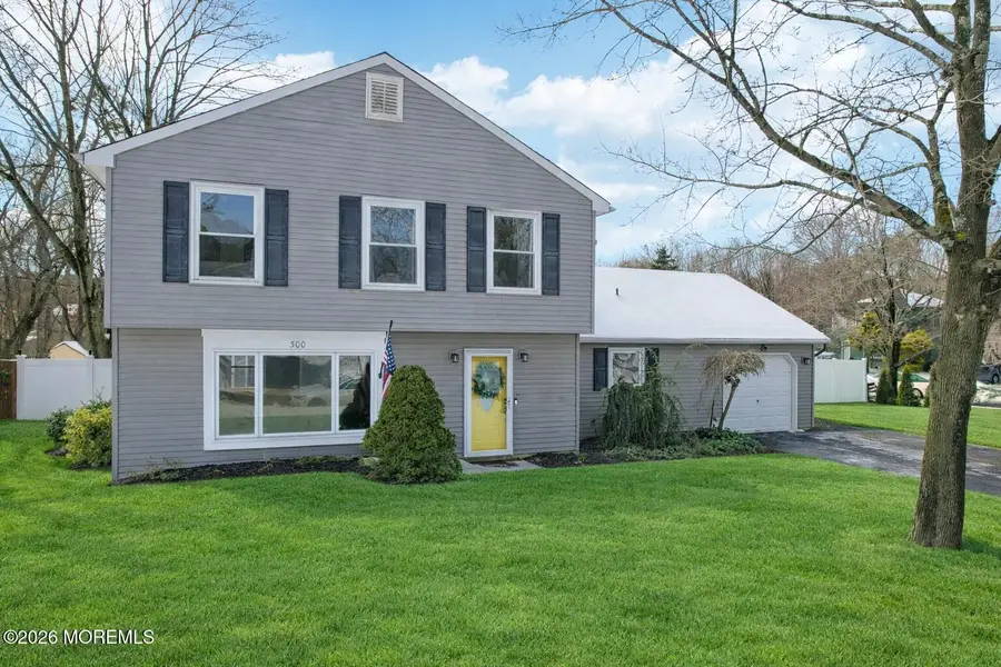 300 Shoshone Court, Toms River, NJ 08755 - #2