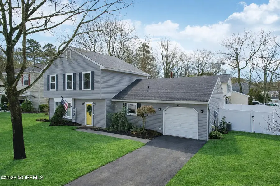 300 Shoshone Court, Toms River, NJ 08755 - #3