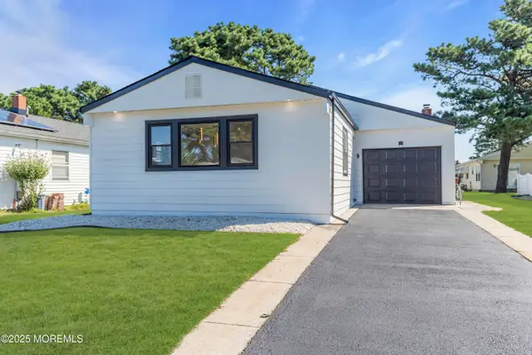 143 Davenport Road, Toms River, NJ 08757