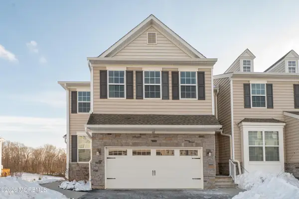 601 Charleston Drive #601, Monroe, NJ 08831