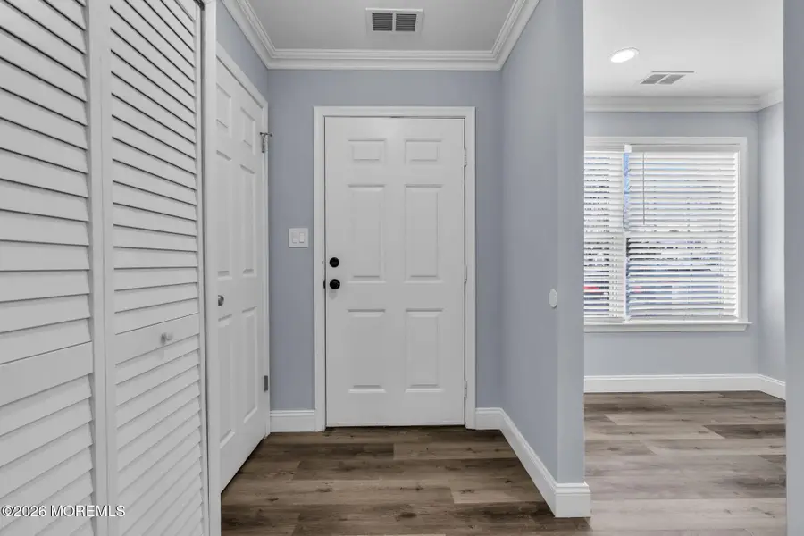 401 Hampton Court #15-7, Manalapan Township, NJ 07726 - Image #2