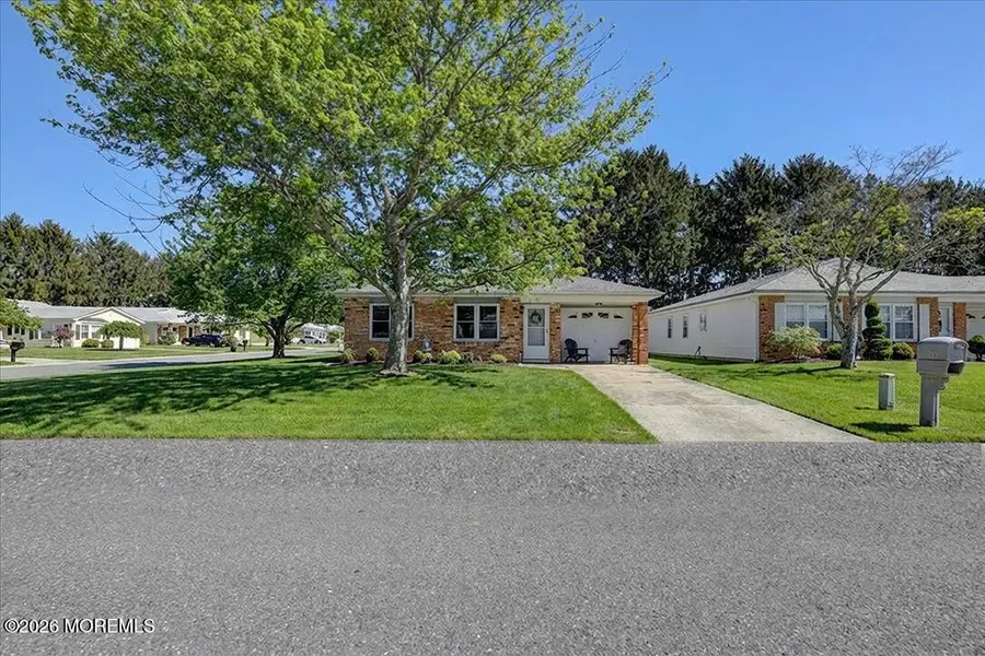 32 Abbey Road, Brick, NJ 08723 - #3