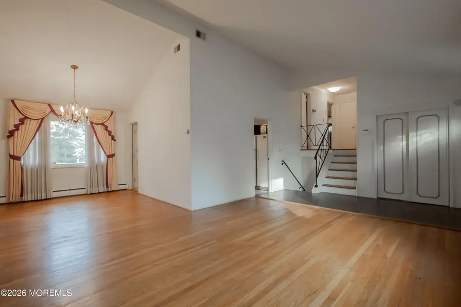 19 Meadow Drive, Tinton Falls, NJ 07724 - #3