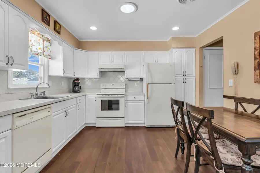 38 Eton Road, Toms River, NJ 08757 - #3