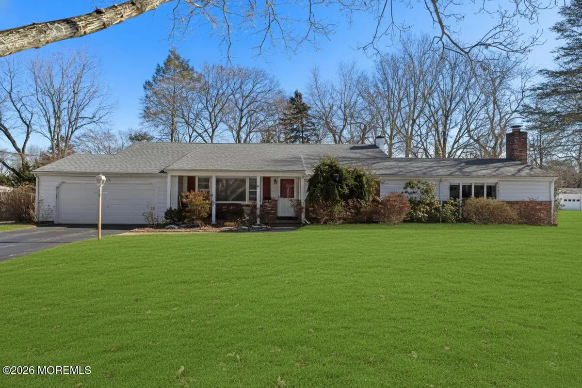 16 Westend Avenue, Shrewsbury, NJ 07702 - #1