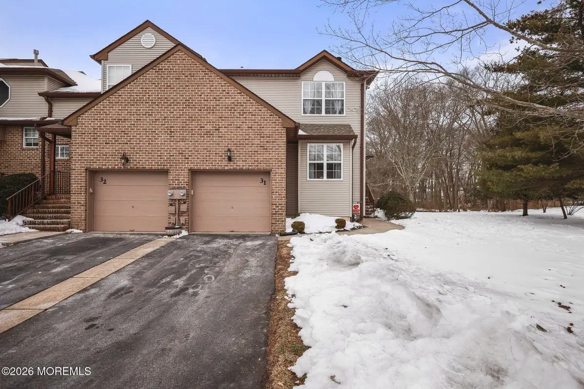 31 Atrium Way #3-1, Manalapan, NJ 07726 - #1