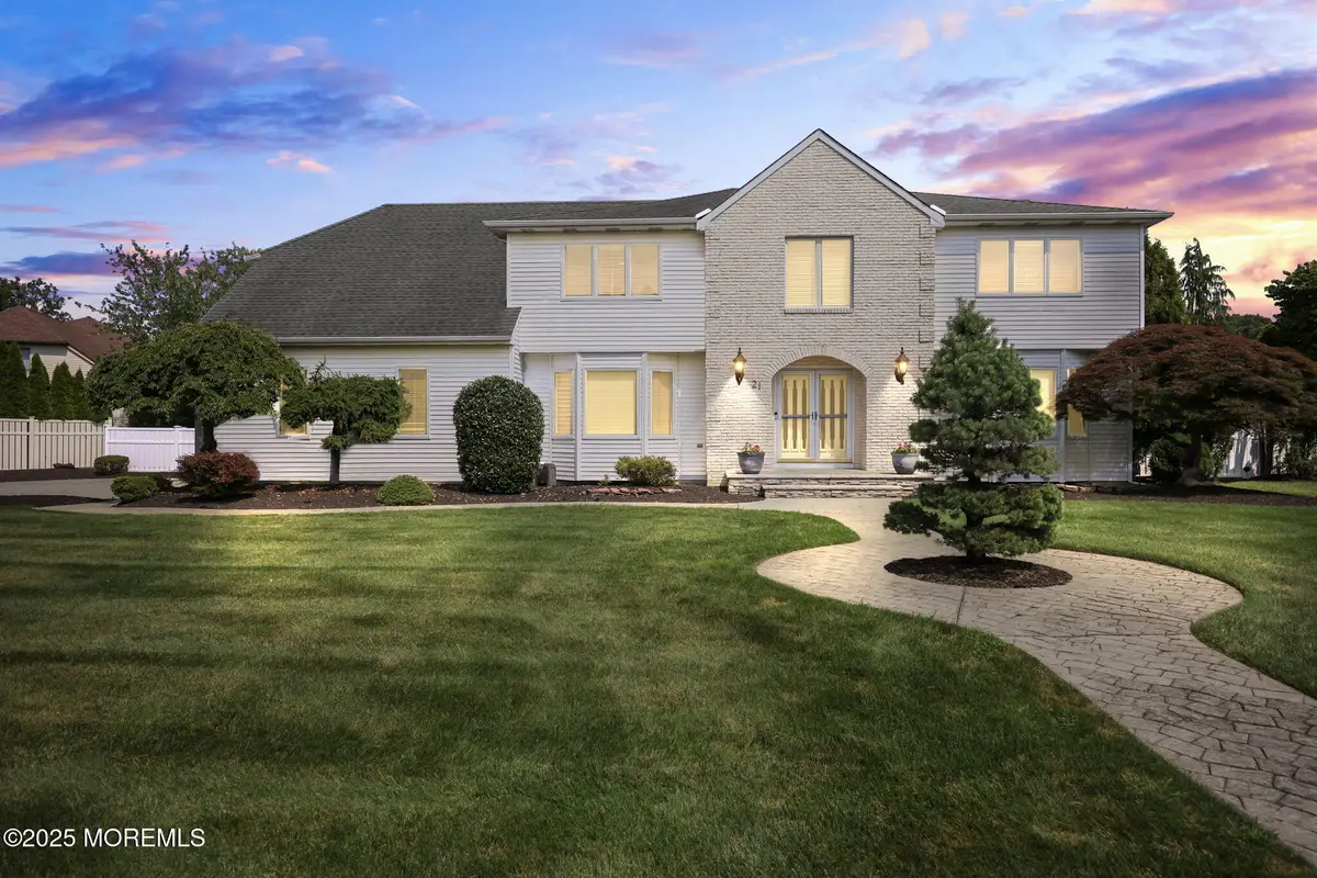 21 Musket Lane, Eatontown, NJ 07724 - #1