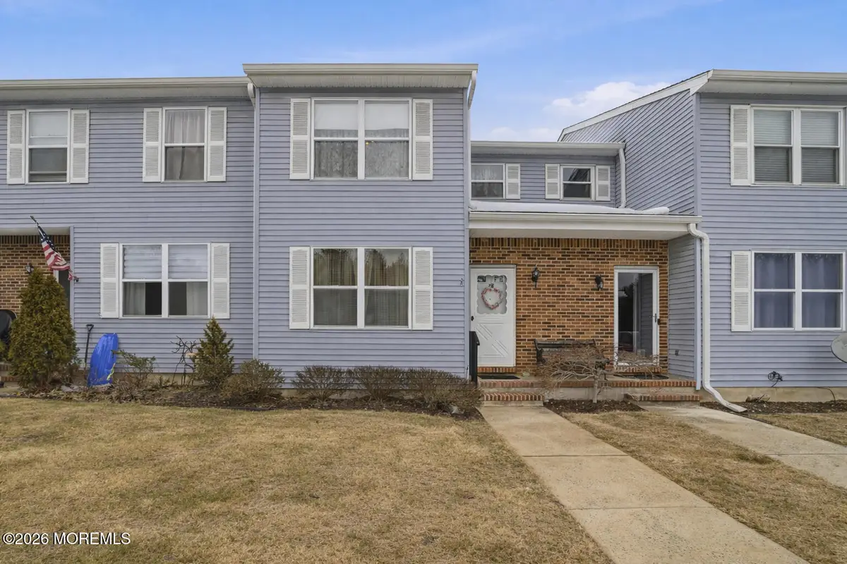 26 Peachtree Lane, Jamesburg, NJ 08831 - #1