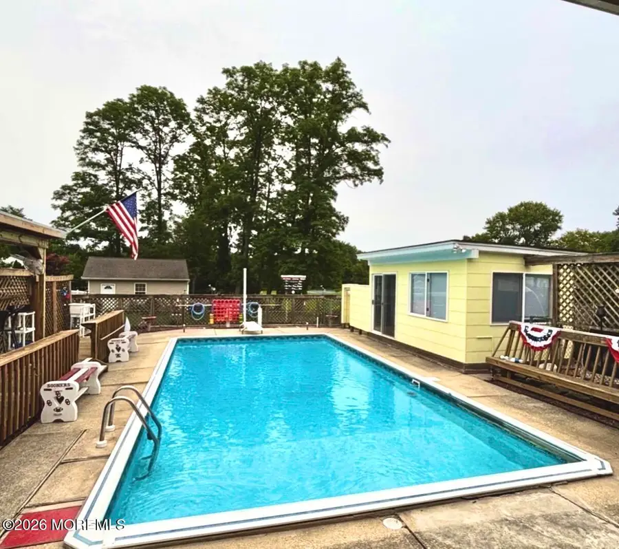 17 Crestview Drive, Middletown, NJ 07748 - #2