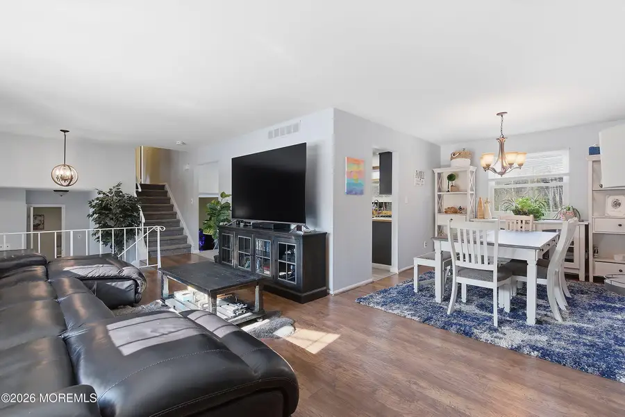 7 Colonial Court, Howell, NJ 07731 - #3