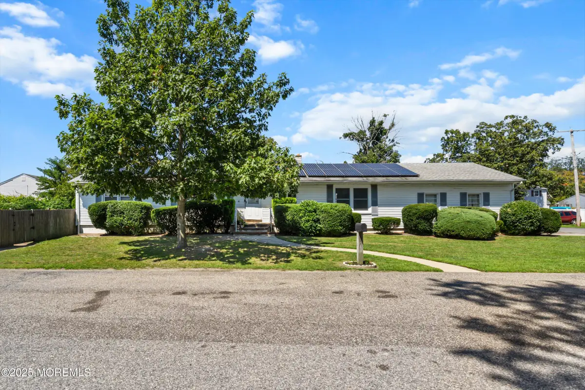 1108 Anchor Avenue, Beachwood, NJ 08722 - #1