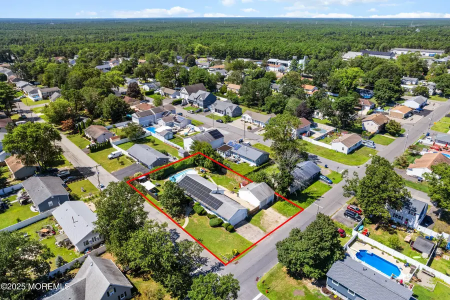 1108 Anchor Avenue, Beachwood, NJ 08722 - #2