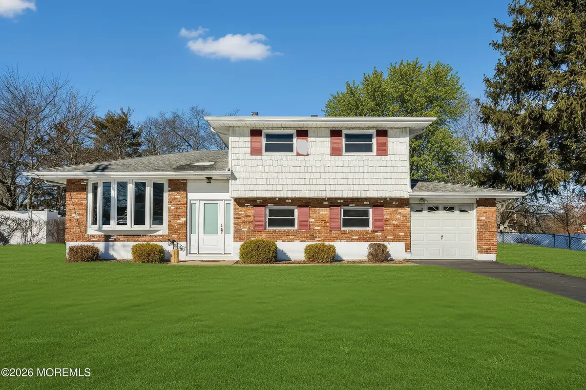 35 Vivian Court, Howell, NJ 07731 - #1