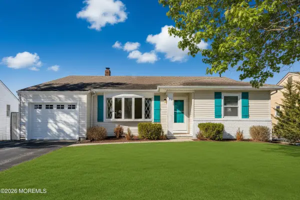 31 Jericho Road, Toms River, NJ 08757