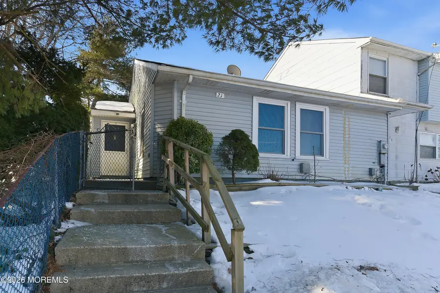 21 Potomac Court, Barnegat, NJ 08005 - #3