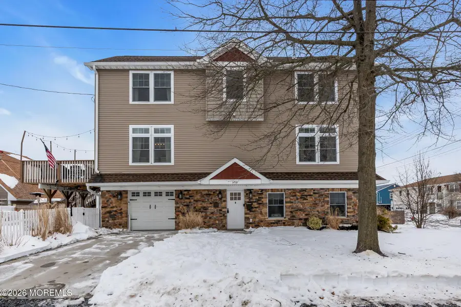 1202 High Avenue, Union Beach, NJ 07735 - #3