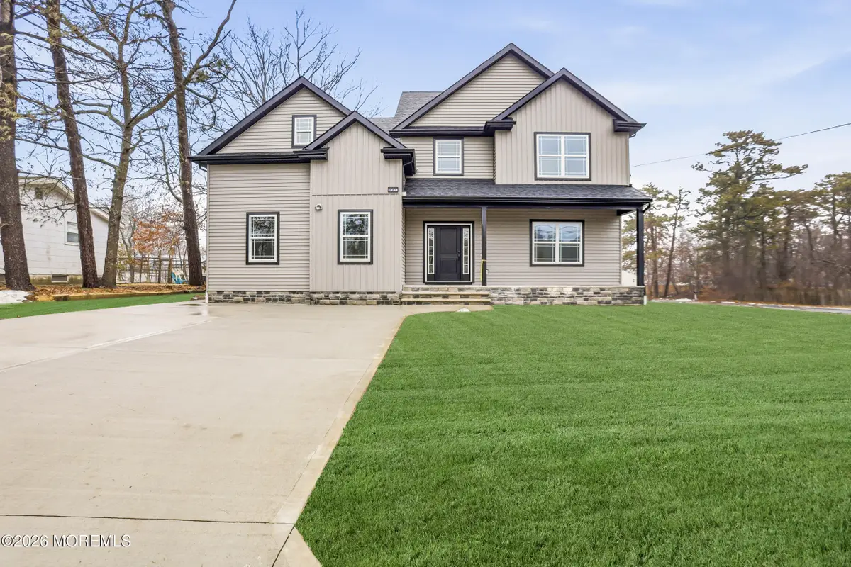 841 2nd Avenue, Toms River, NJ 08757 - #1