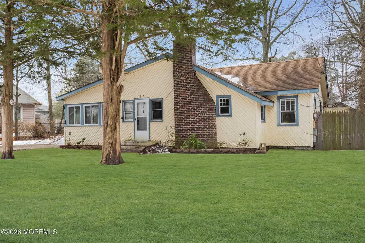 212 Swan Boulevard, Toms River, NJ 08753 - #1