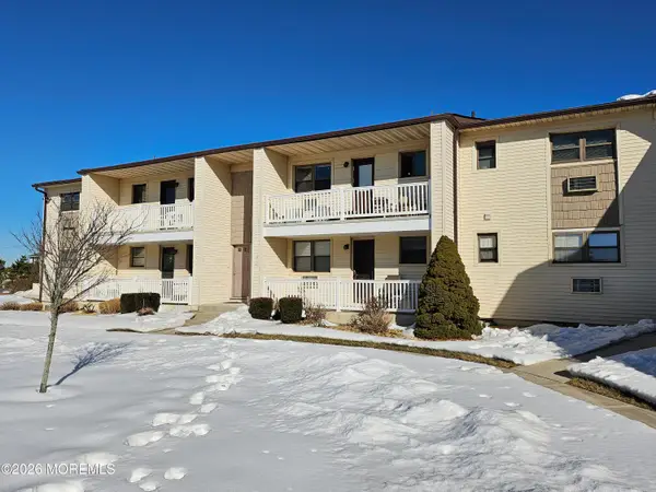 40 Wharfside Drive, Monmouth Beach, NJ 07750