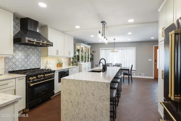 664 Summit Avenue, Kenilworth, NJ 07033